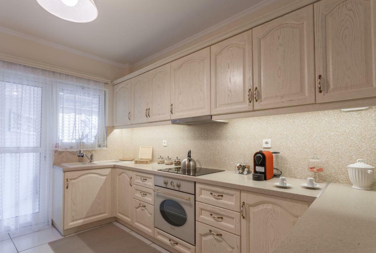 Cozy Gem 2br - 200mbps - 10 Min To Acropolis By Subway Athens